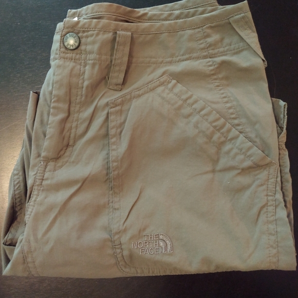 North Face size 10 brownish green shorts - Picture 7 of 8